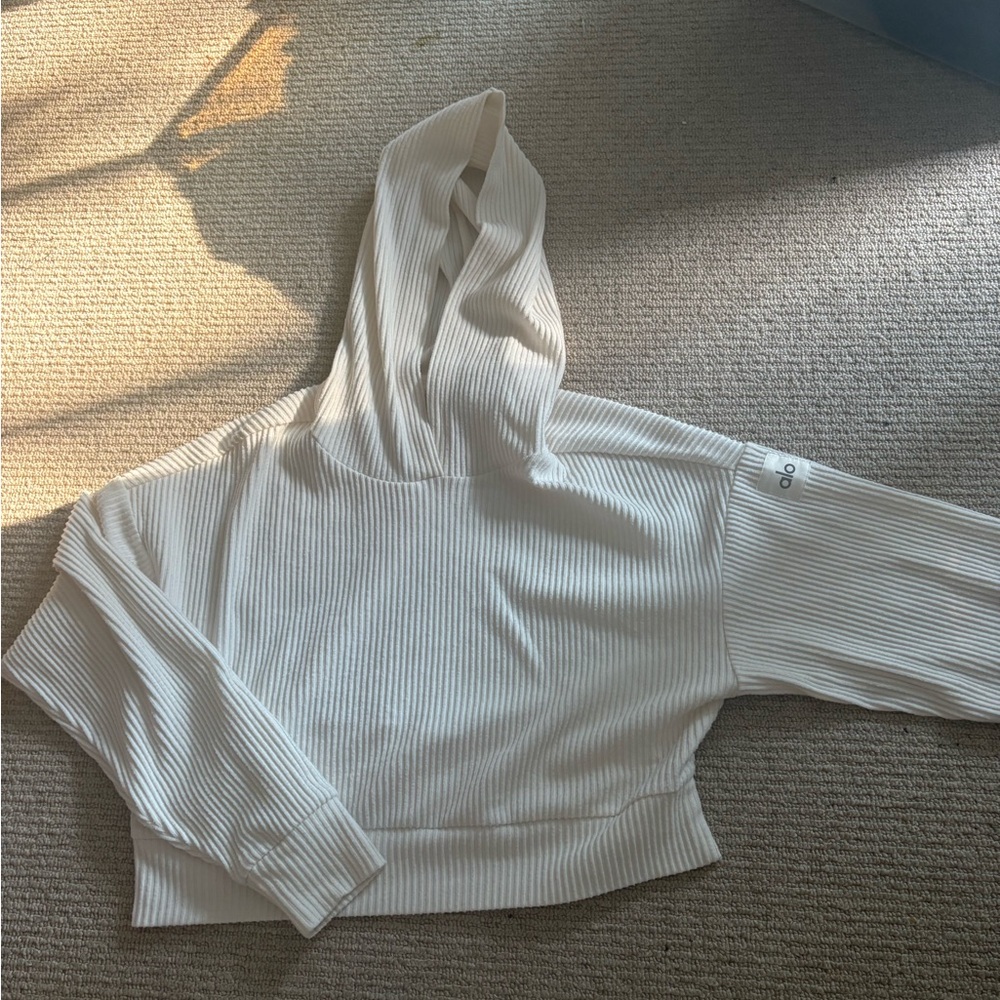 ALO Yoga White Ribbed Set - Picture 5 of 6